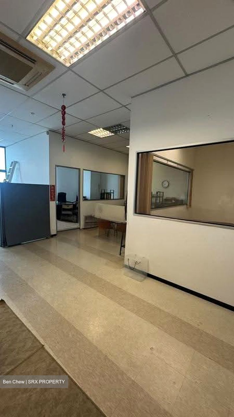 Tradehub 21 (D22), Factory #630595231